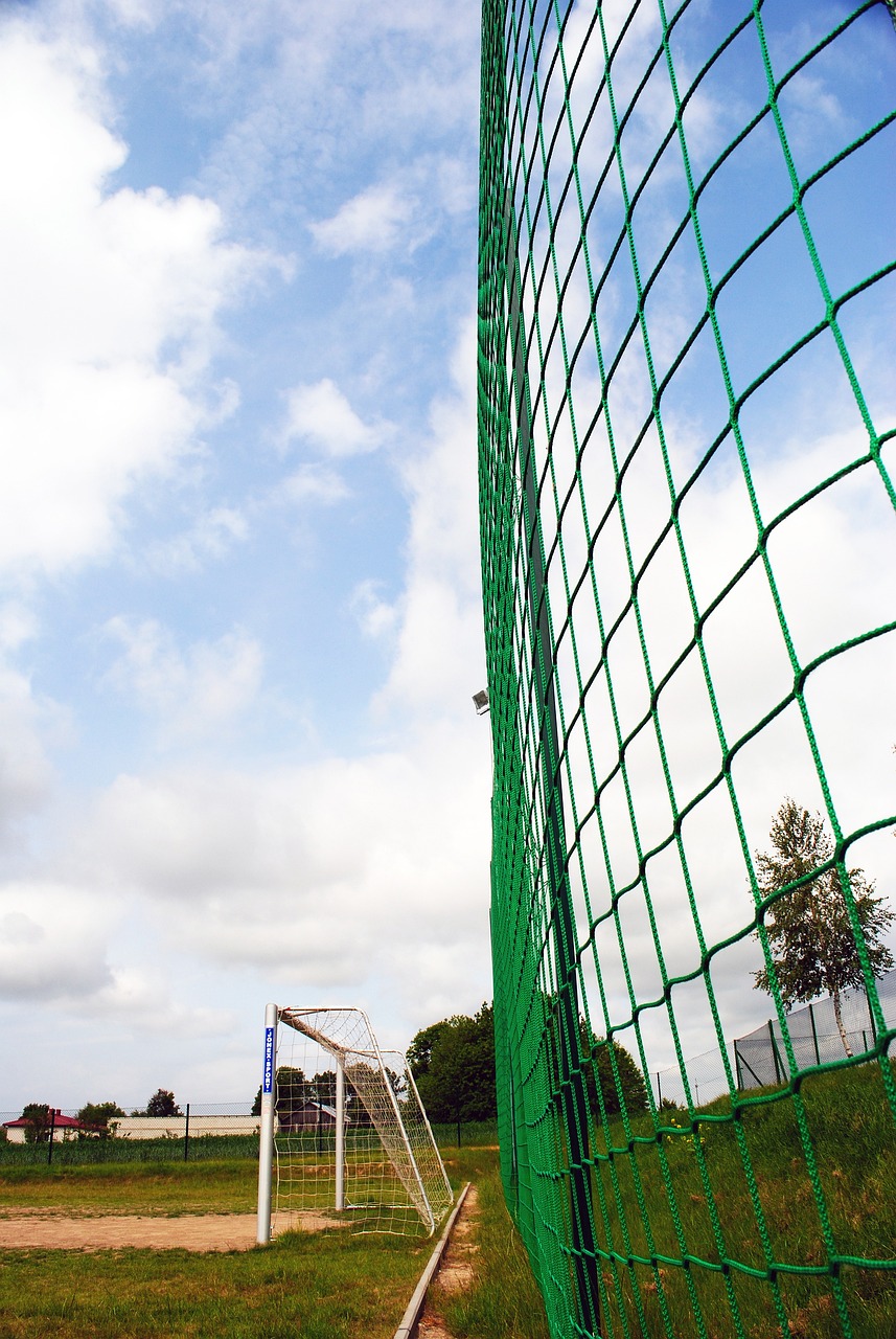 埃芬博格：希望未来乌尔比希成为拜仁一门，目前他是出色替补